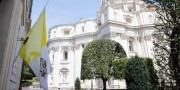 ĐỨC THÁNH CHA PHANXICÔ QUA ĐỜI DO ĐỘT QUỴ NÃO VÀ SUY TIM KHÔNG HỒI PHỤC