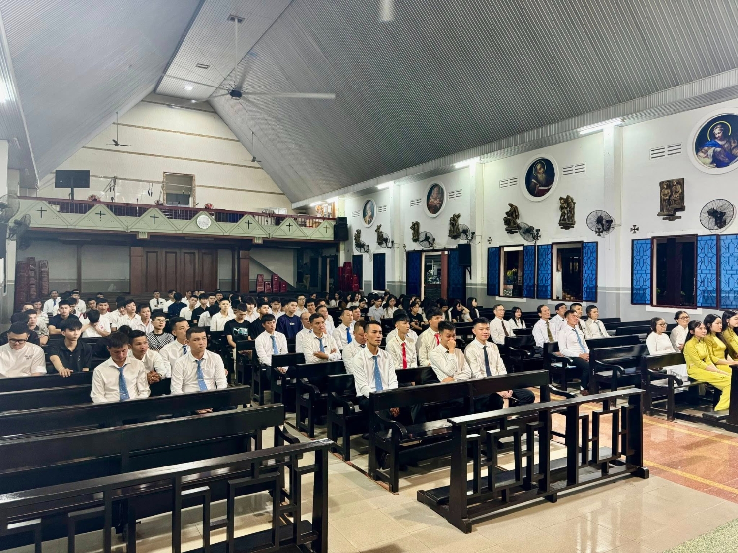 THÁNH LỄ KHAI GIẢNG NĂM HỌC GIÁO LÝ THANH NIÊN & THANH TRÁNG NIÊN -2025
