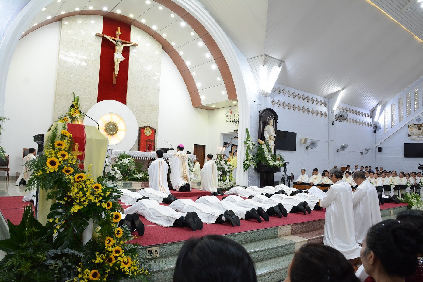 GIÁO PHẬN BAN MÊ THUỘT: THÁNH LỄ TRUYỀN CHỨC PHÓ TẾ -2025