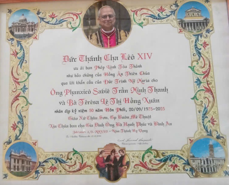 z7009892777540 6a5372e4d91025a18c87a1e8d76ad029