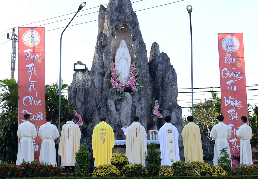 THÁNH LỄ TÂN NIÊN XUÂN BÍNH NGỌ