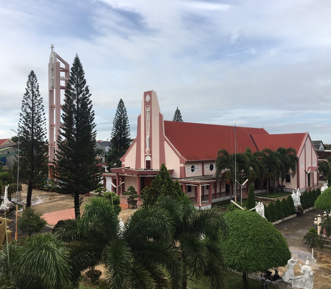 CHÚC MỪNG TÂN LINH MỤC QUÊ HƯƠNG